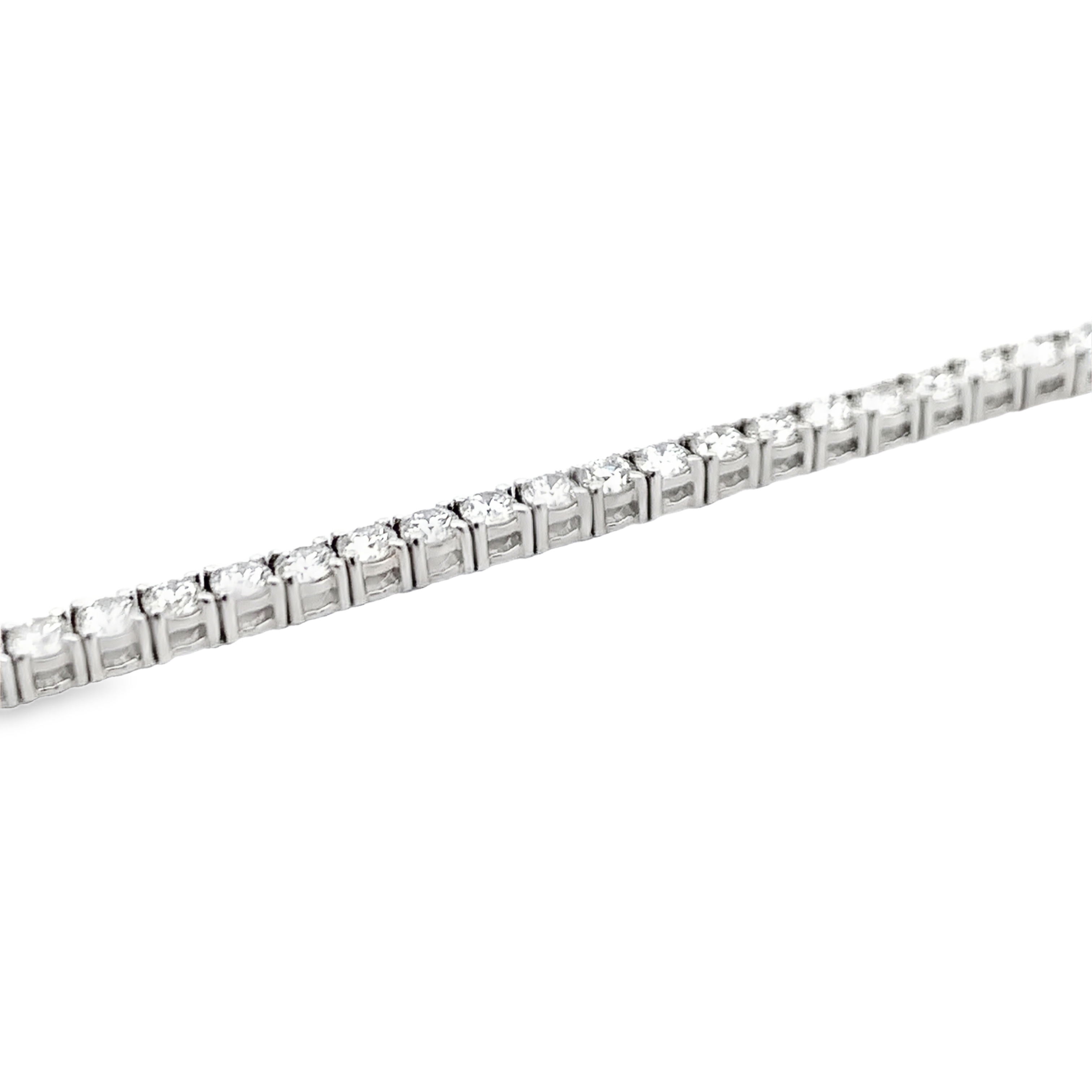 18K White Gold 32 Diamond Tennis Necklace