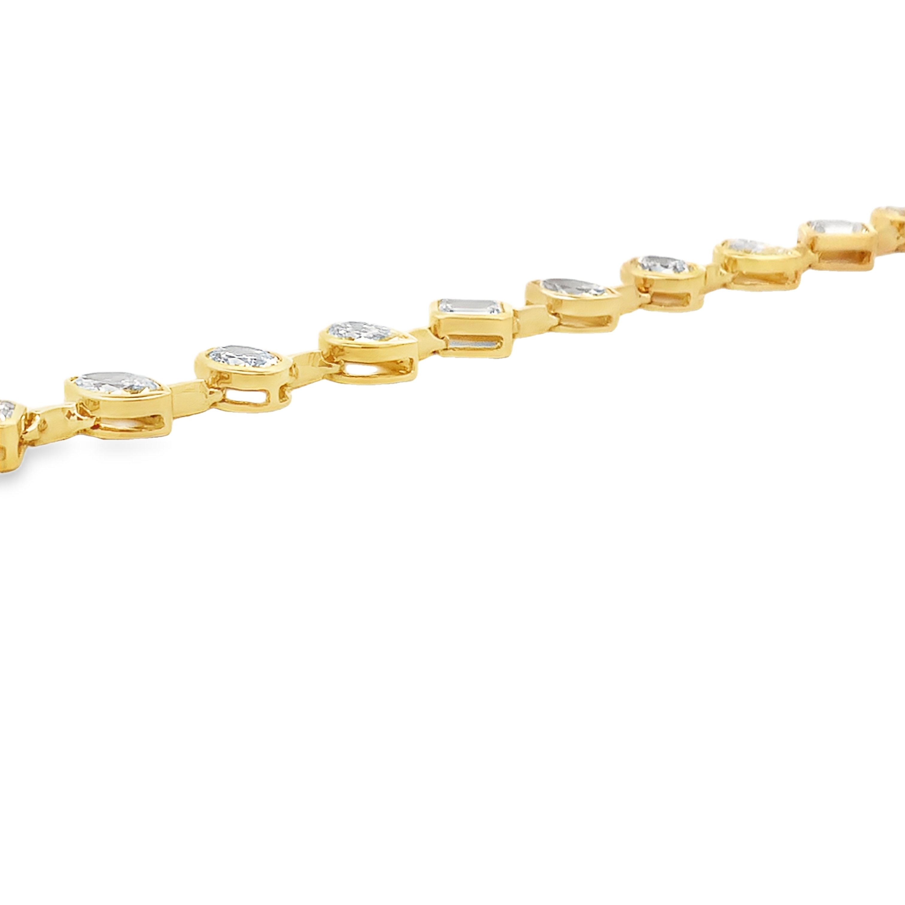 18K Yellow Gold 13 Carat Mixed Shapes Bezel-Set Diamond Necklace