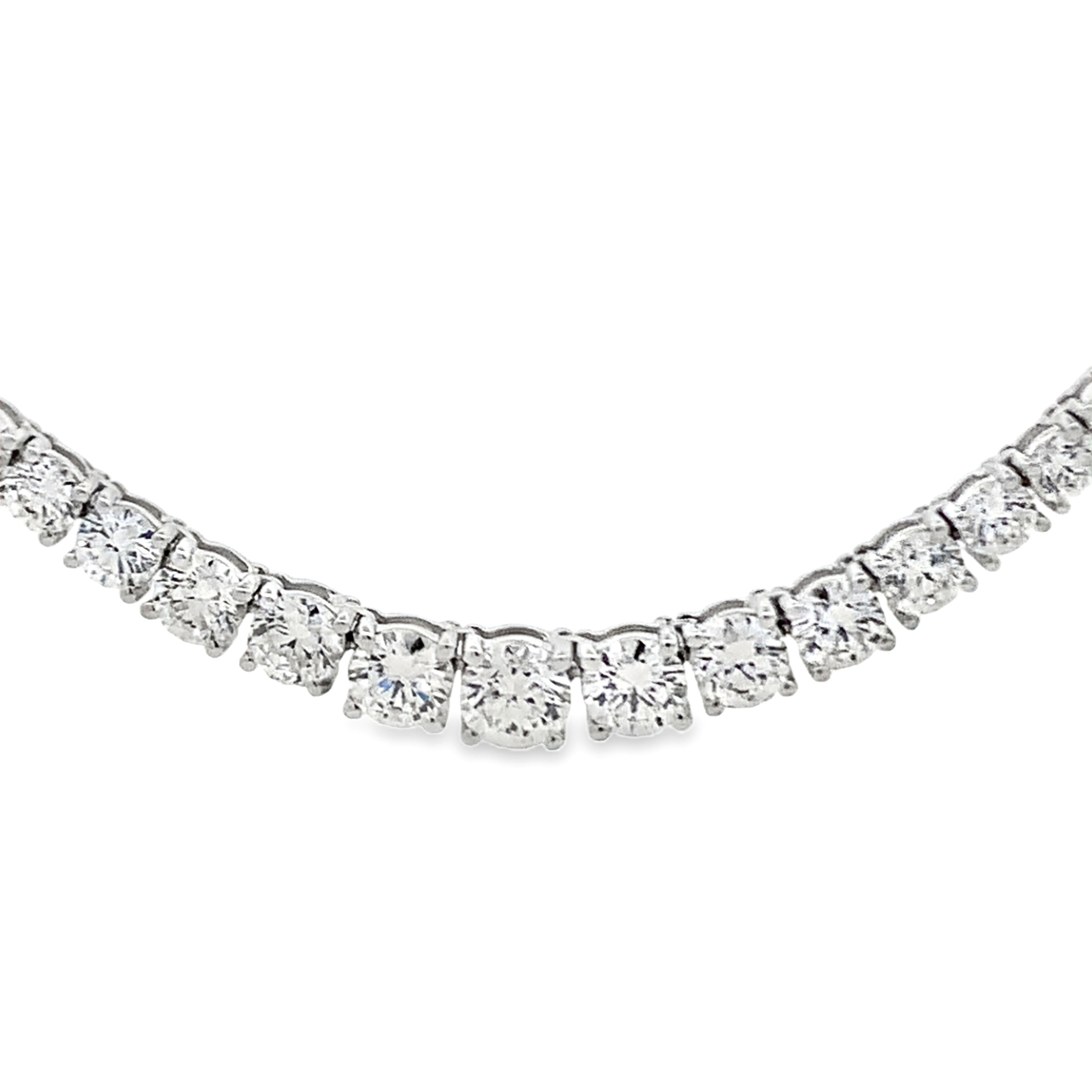 18K White Gold Graduated Diamond Center Necklace