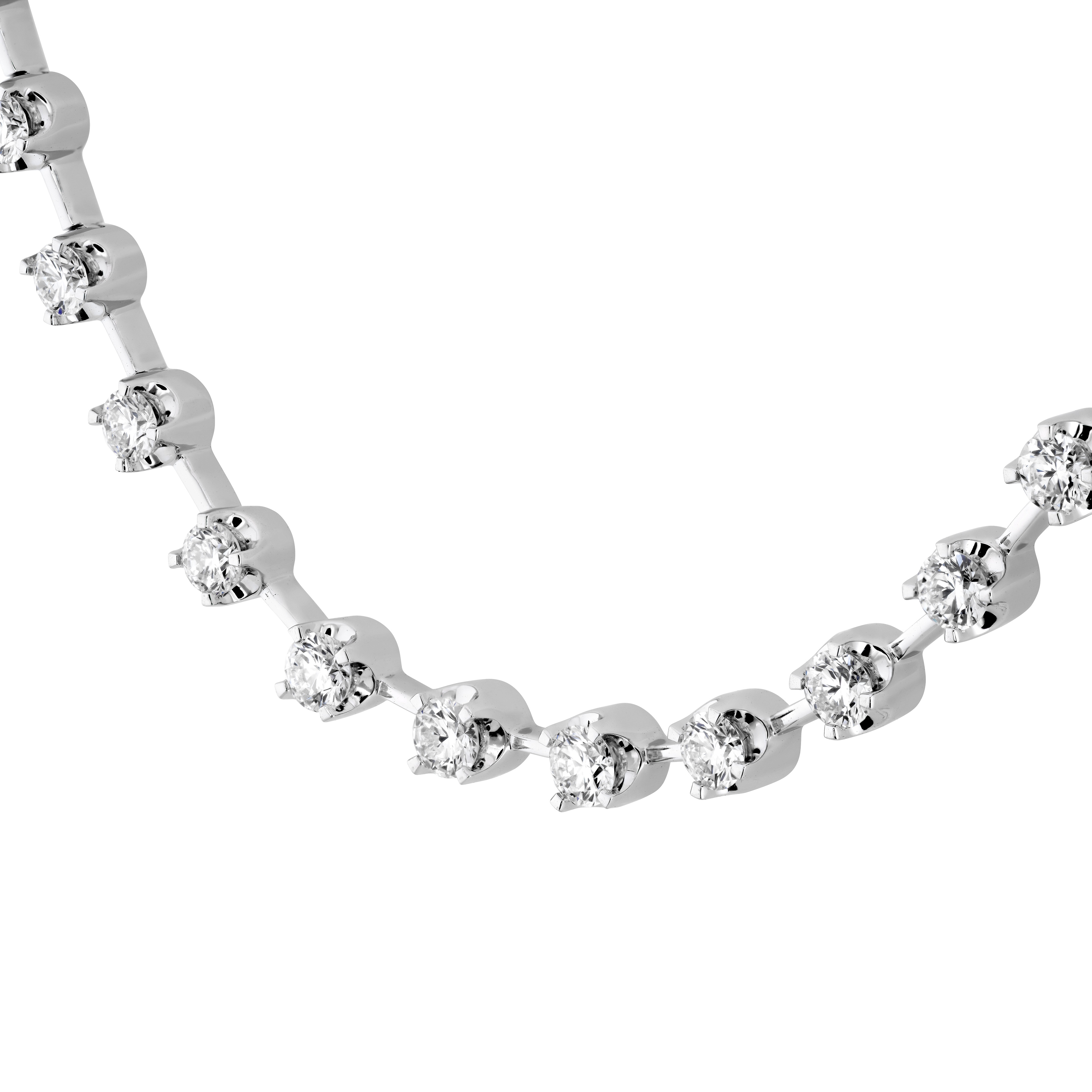Memoire 18K White Gold Diamond Station Necklace