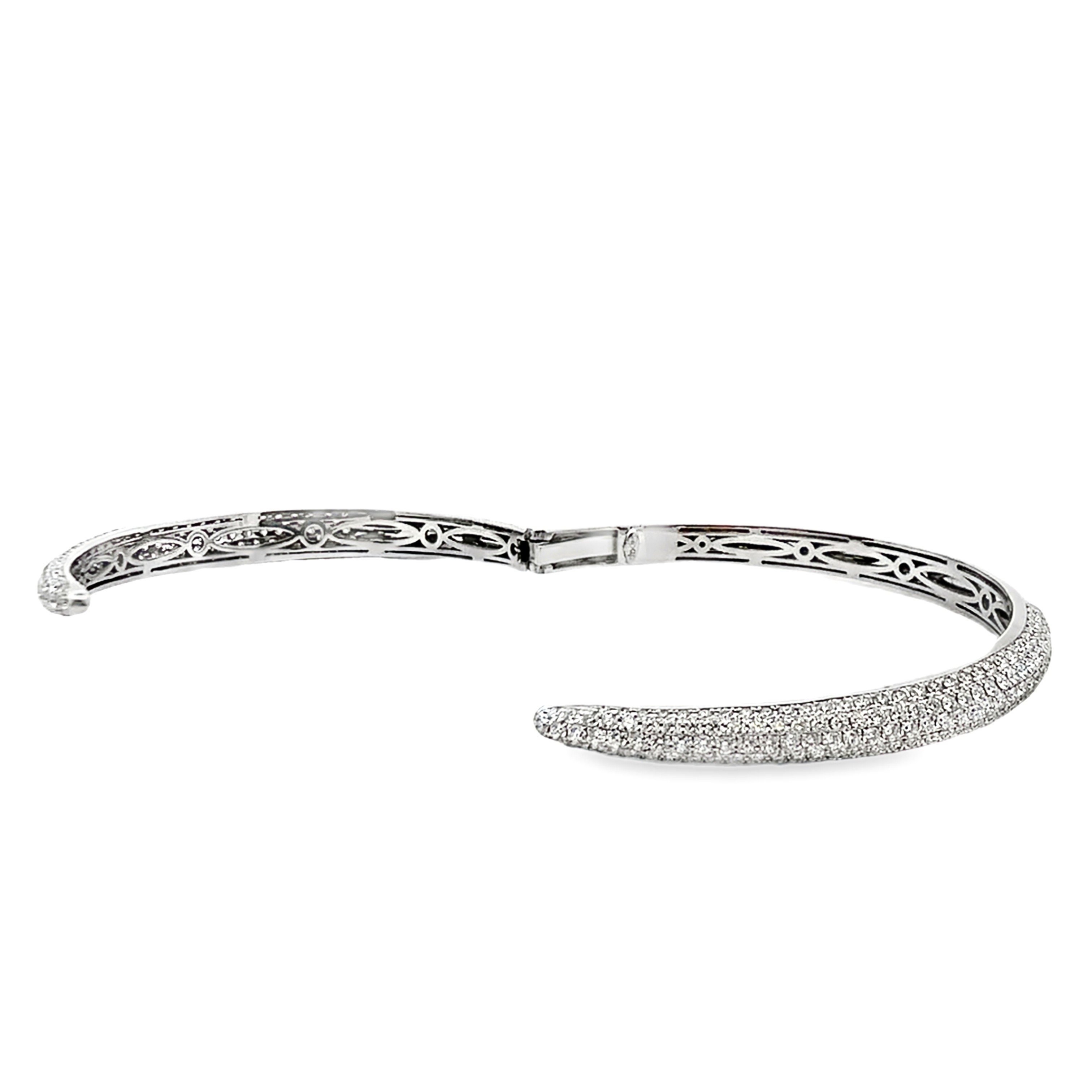 Damaso 18K White Gold 5 Carat Diamond Bangle Bracelet