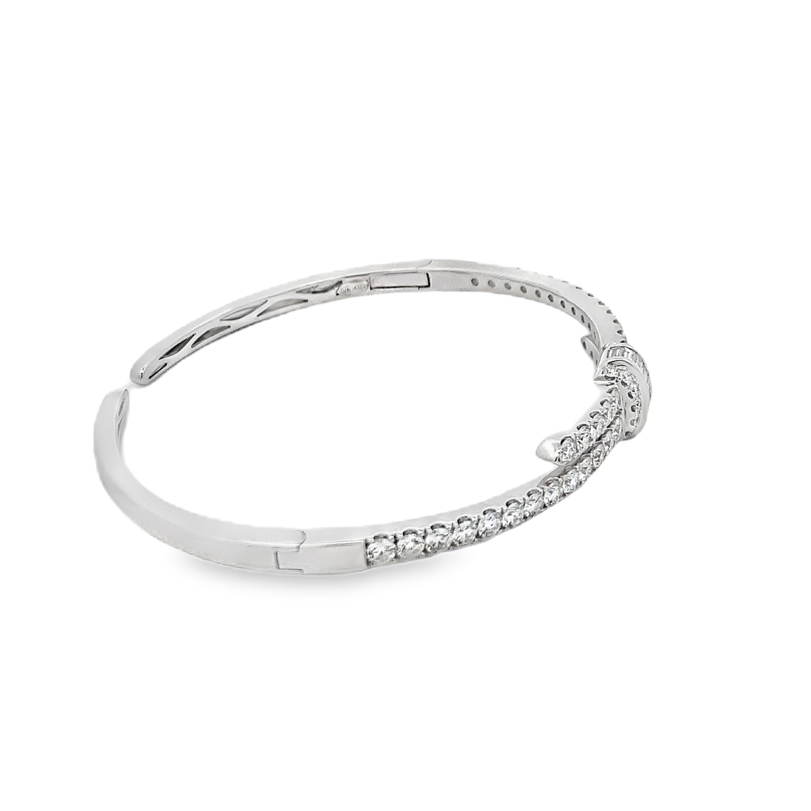 Damaso 18K White Gold Diamond Bangle