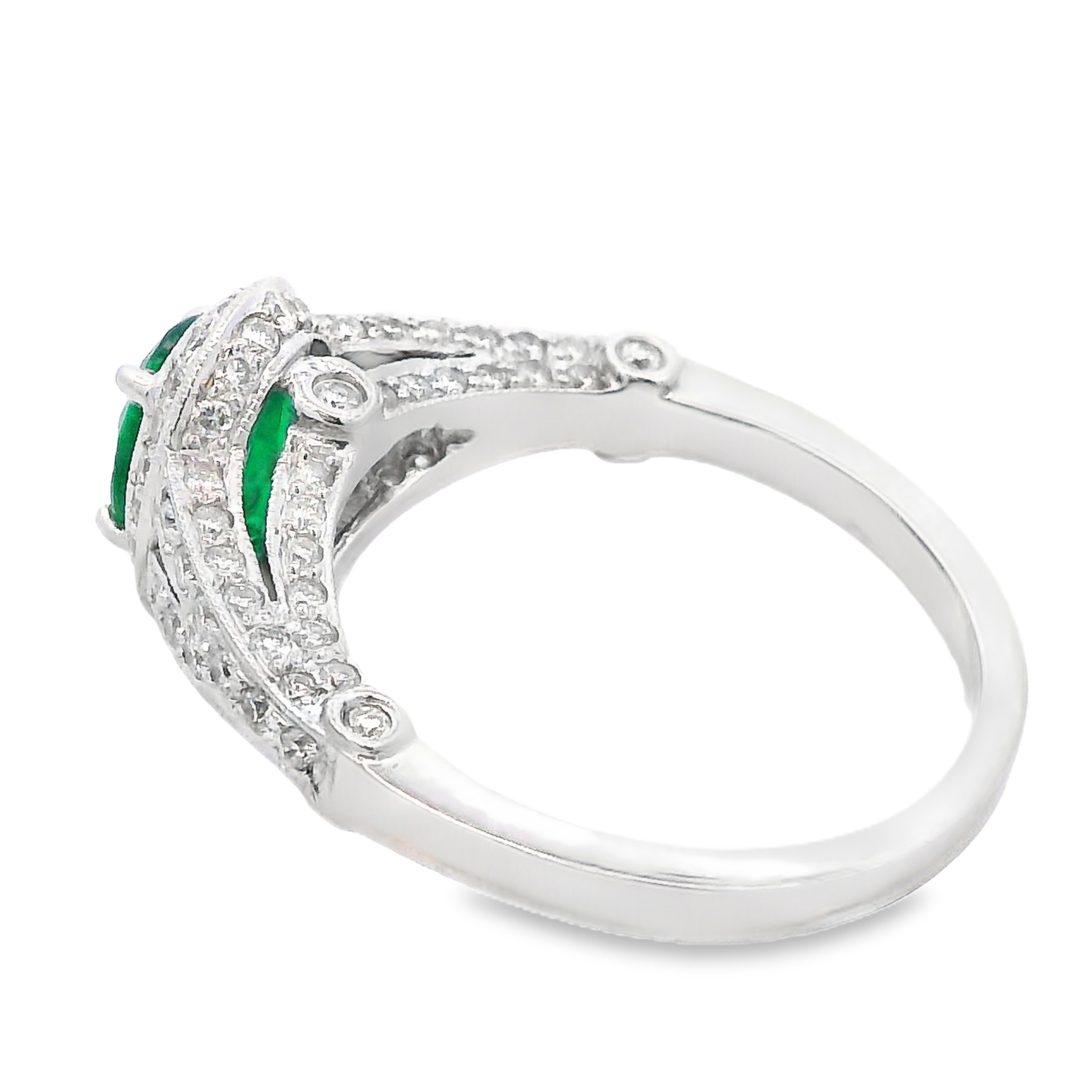18K White Gold Emerald and Diamond Milgrain Fashion Ring