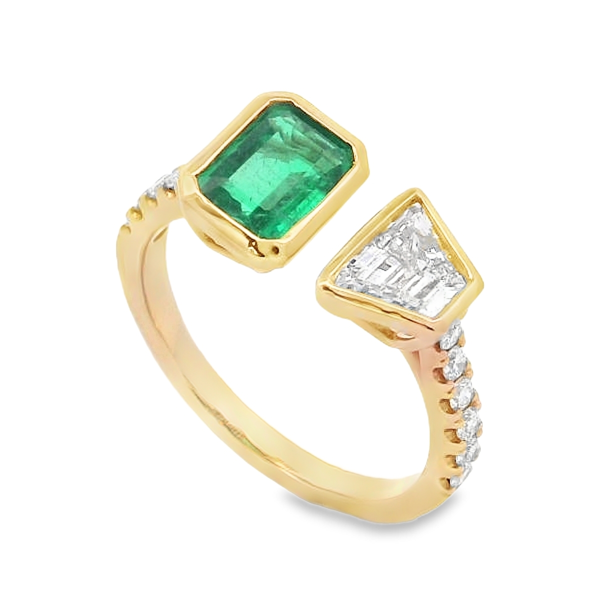 18K Yellow Gold Emerald & Diamond Open Toi et Moi Ring