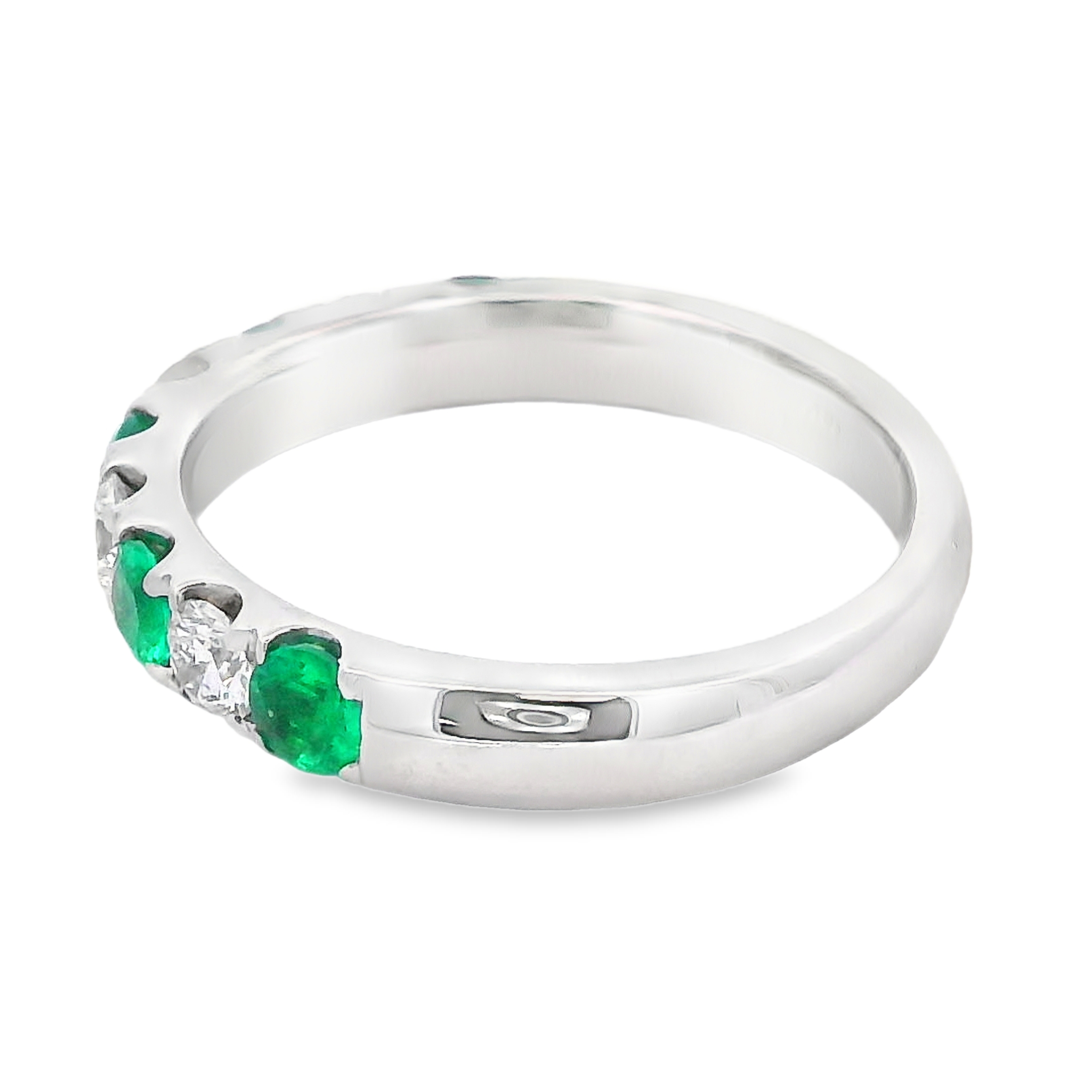 18K White Gold Alternating Emerald and Diamond Ring