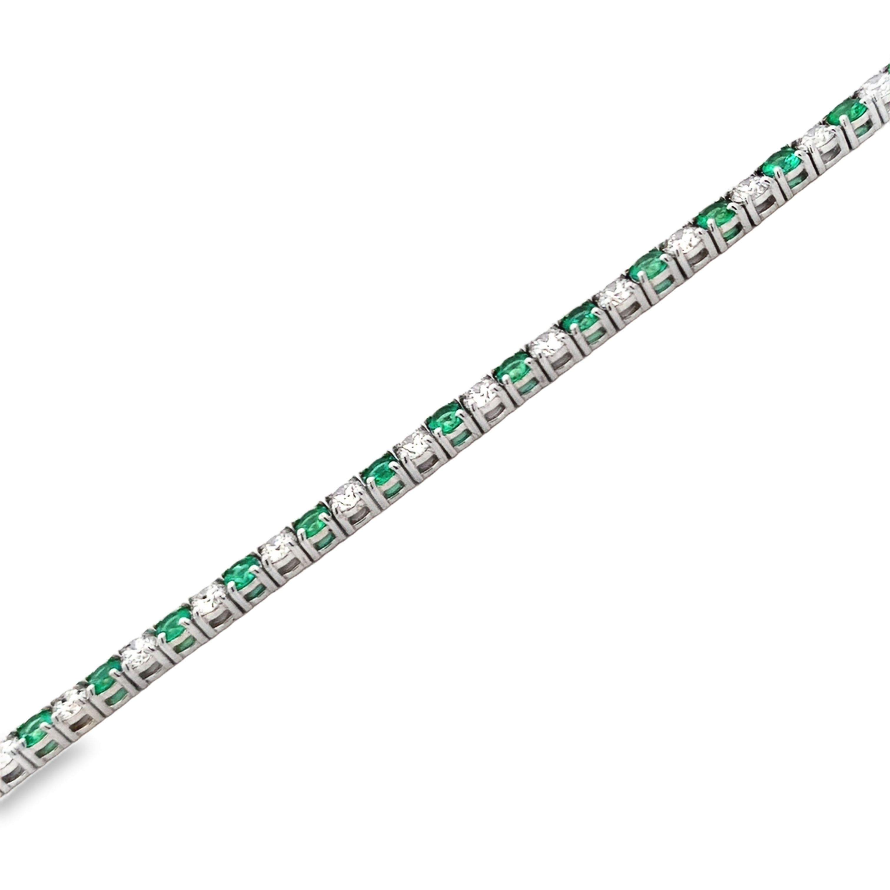 18K White Gold Diamond and Green Emerald Tennis Bracelet