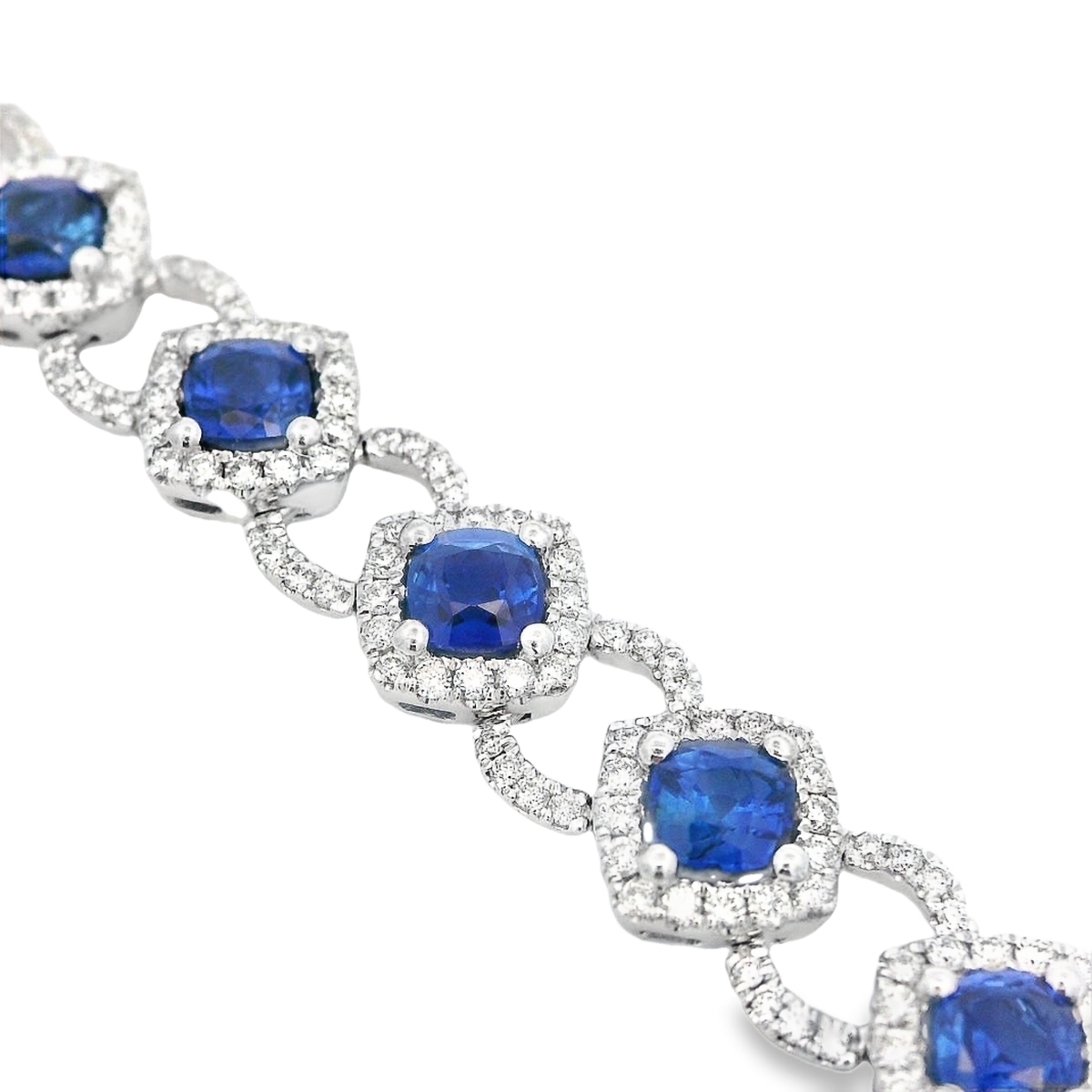 18K White Gold Sapphire and Diamond Interlocking Links Bracelet
