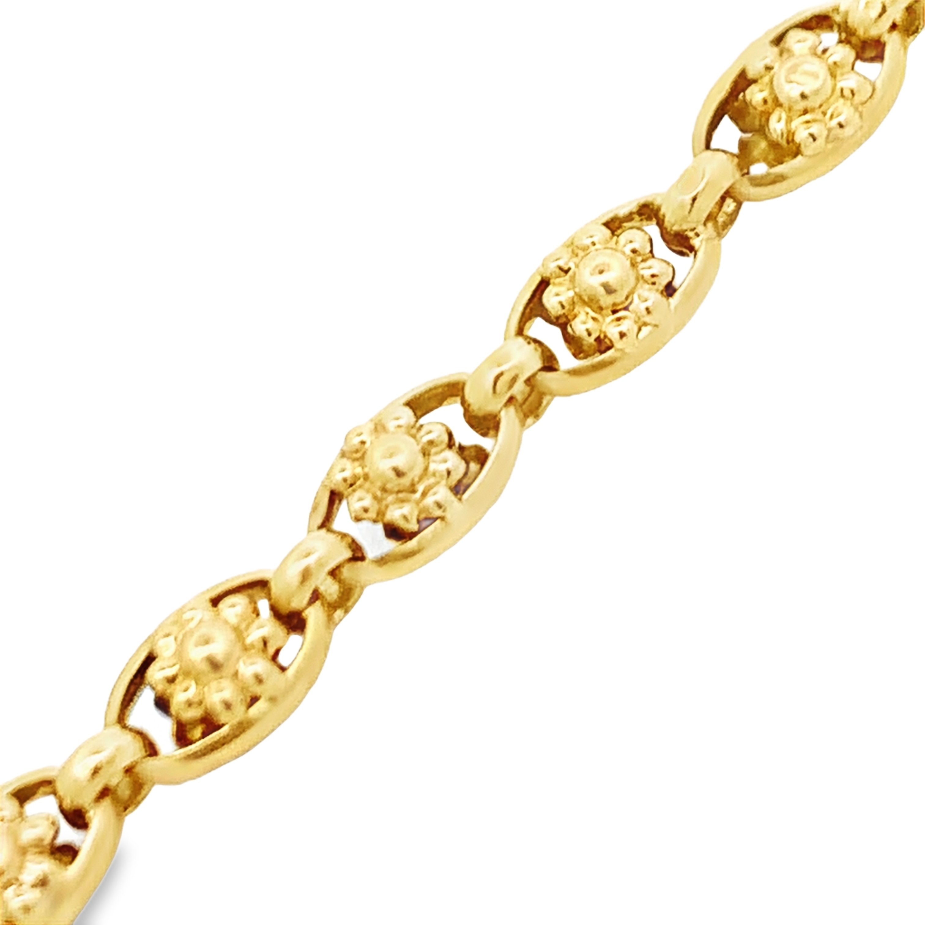 David Rovinsky 18K Yellow Gold Oval Link Containing a Flower Necklace 46
17.7dwt