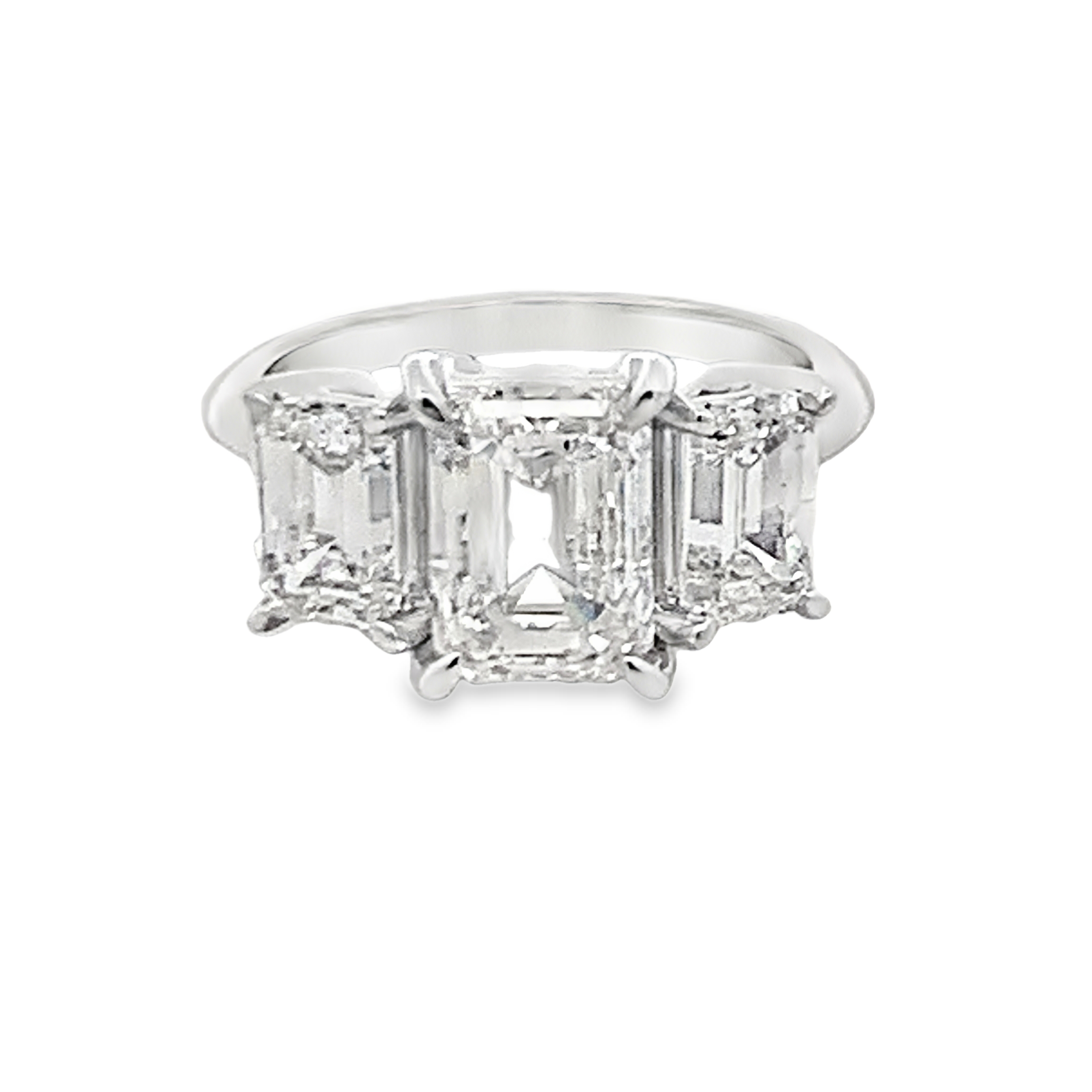 18 Karat White Gold Lab Grown Diamond Engagement Ring with 1 Lab Grown Emerald Diamond 3.00ct G VS and 2 Side Lab Grown Emerald Diamonds 2.00ct G VS Size 7