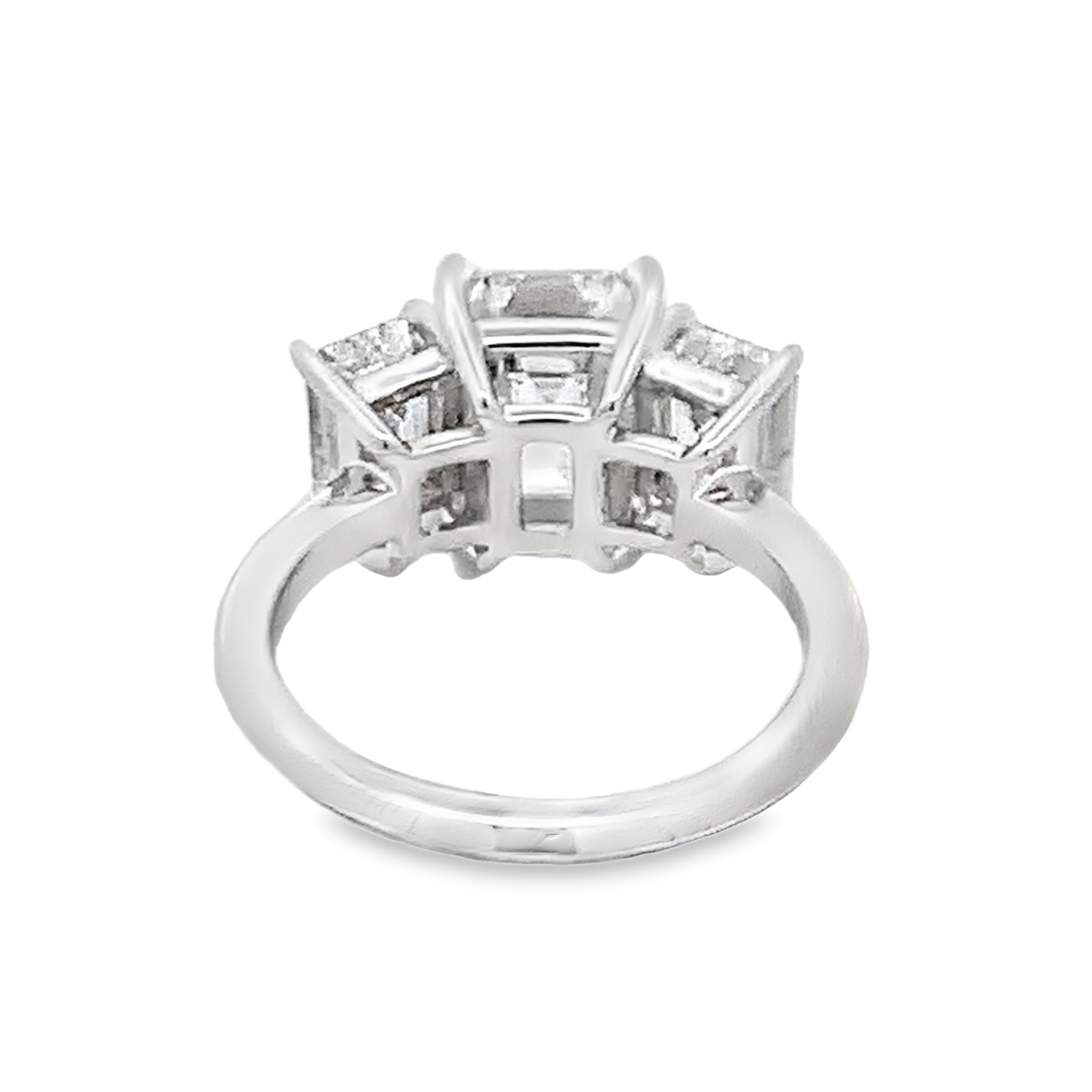 18 Karat White Gold Lab Grown Diamond Engagement Ring with 1 Lab Grown Emerald Diamond 3.00ct G VS and 2 Side Lab Grown Emerald Diamonds 2.00ct G VS Size 7
