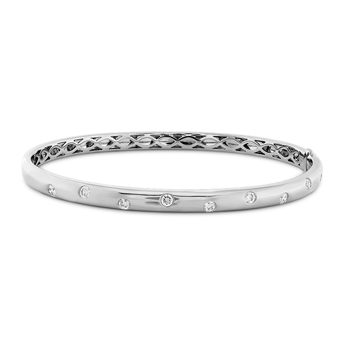 Memoire 18K White Gold Bangle Bracelet | Timeless Elegance