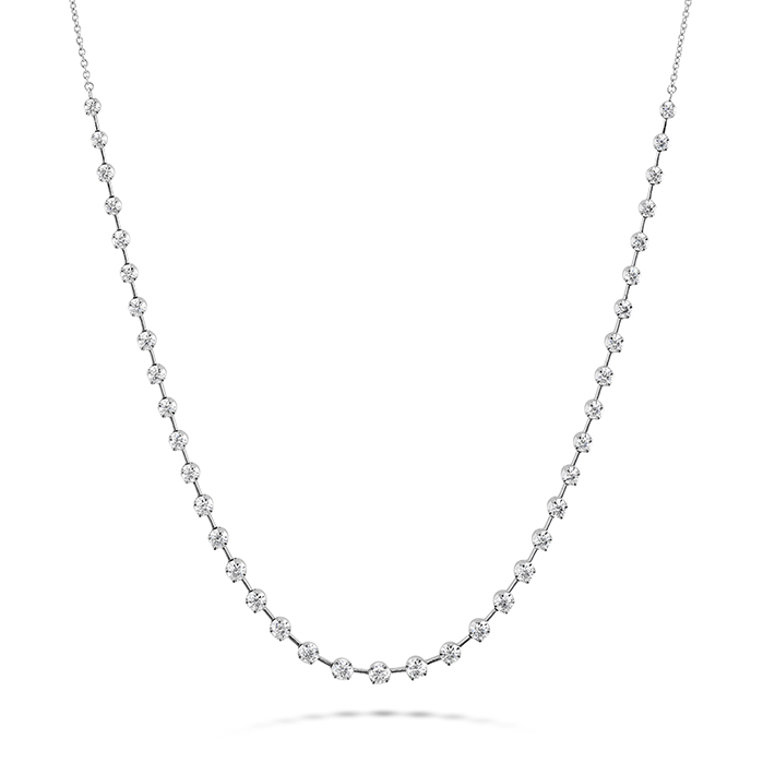 Memoire 18K White Gold Station Necklace: Exquisite Diamond Brilliance