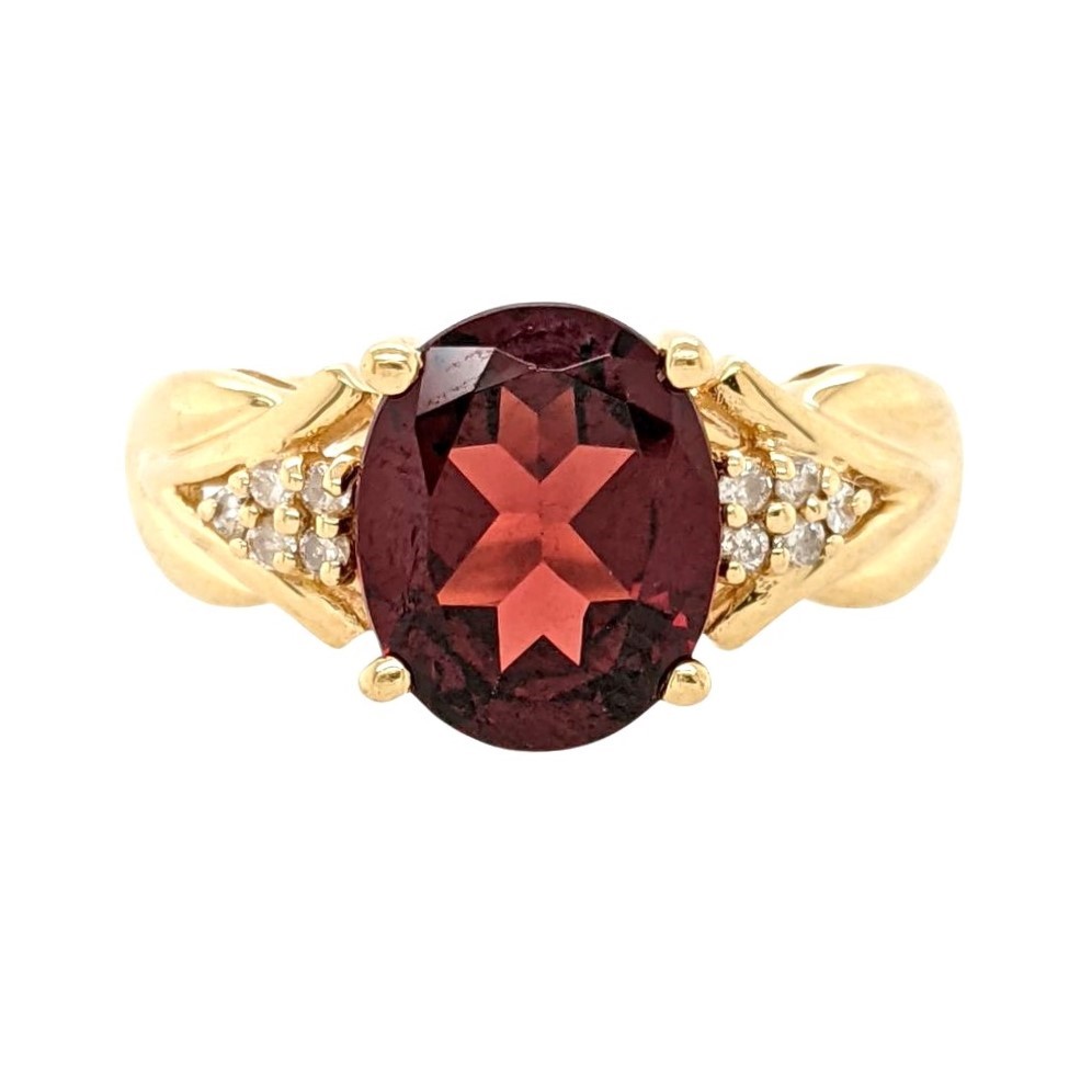 Oval Garnet Ring