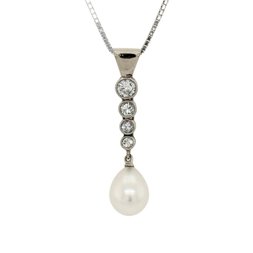 Pearl and Diamond Necklace