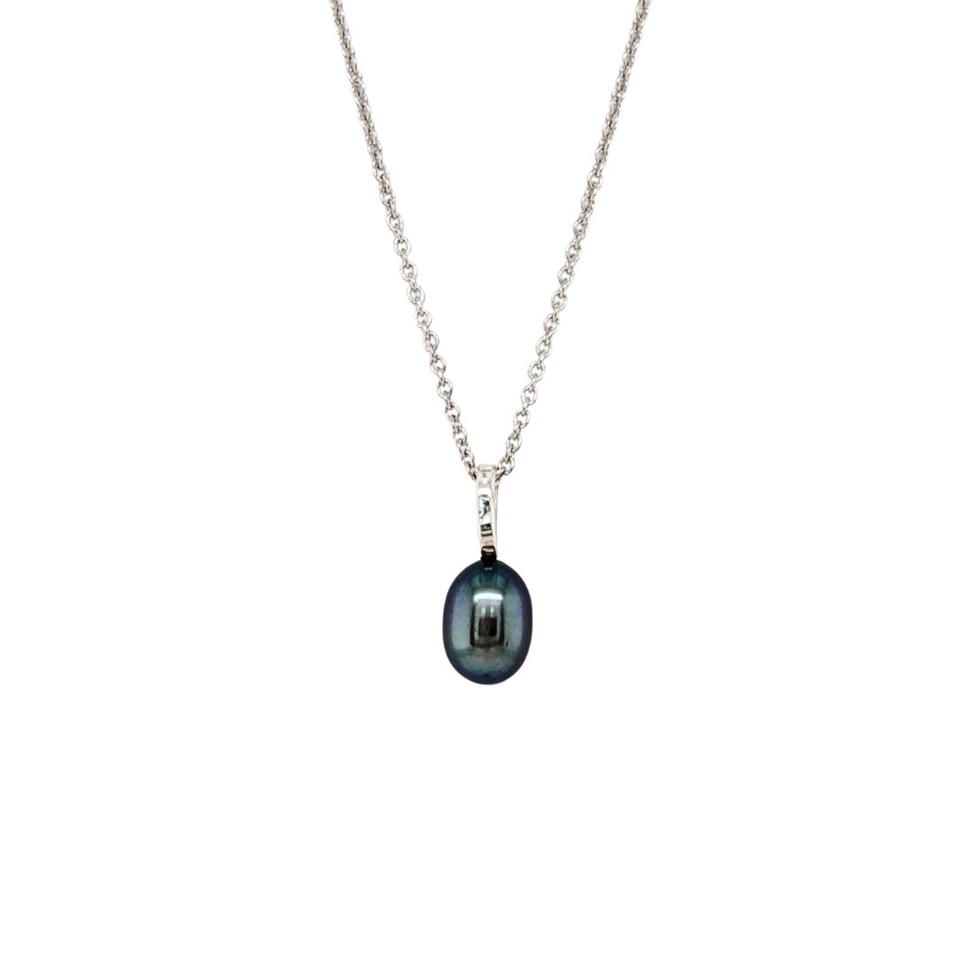 Black Pearl Silver Necklace