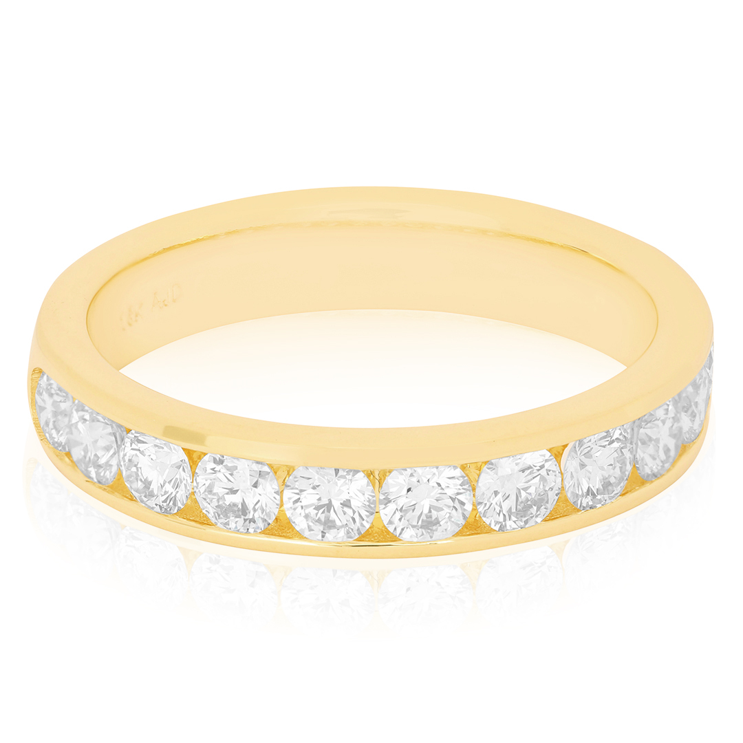 Tivol Yellow Gold Diamond Band