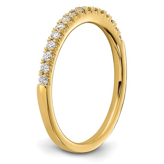 1/4ctw Lab Grown Diamond Wedding Band