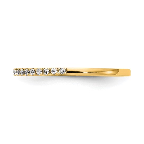 Yellow Gold 1/4ctw Lab Grown Diamond Wedding Band
