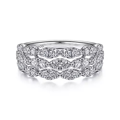 White Gold 3/4ctw Diamond Three Row Cluster Station Ring