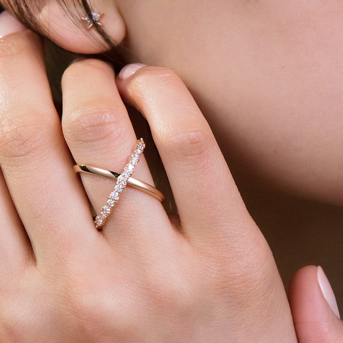 HEARTS ON FIRE 3/5ctw Diamond Criss Cross Ring in 18k Rose Gold