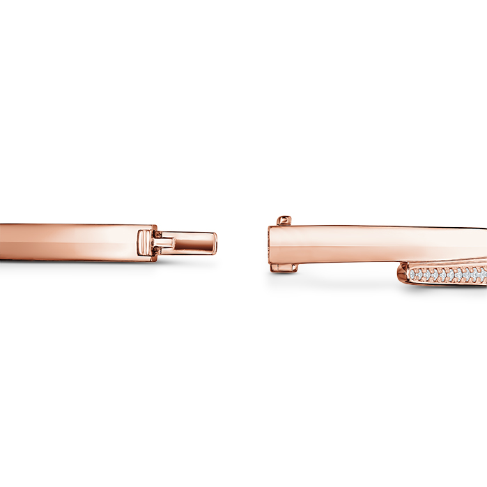 HEARTS ON FIRE Vela Crossover 1 3/20ctw Diamond Bangle Bracelet in 18K Rose Gold