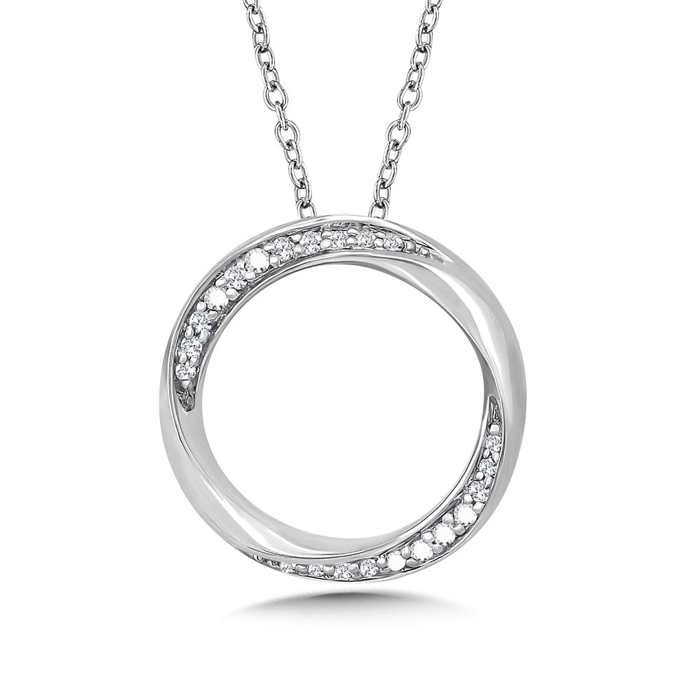 Sterling Silver Diamond Circle Pendant Necklace l 18 inches