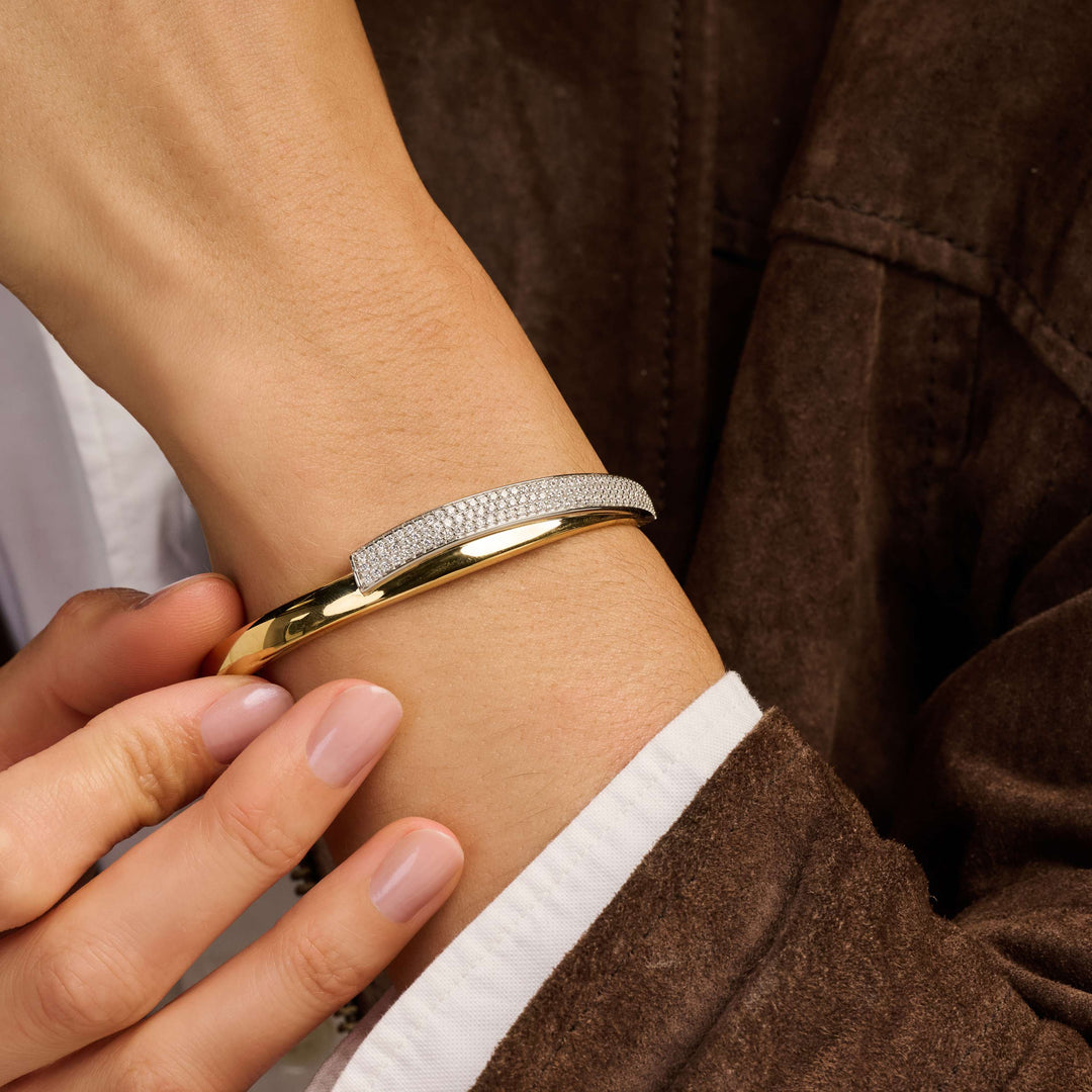 Sterling Silver and 18k Gold Vermeil Zirconia Contrast Twisted Bangle Bracelet l TI SENTO